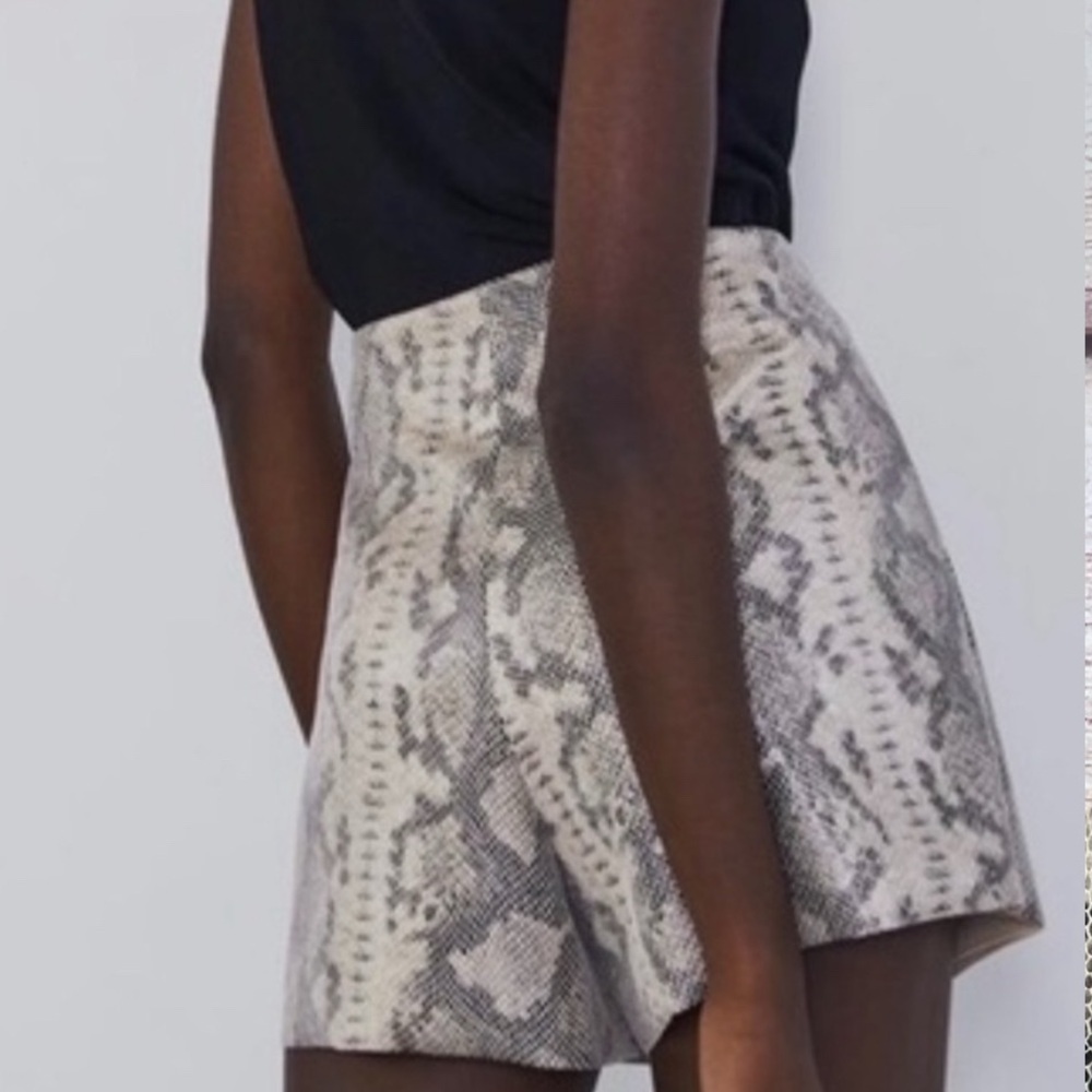 ZARA Snake Python Print Wrap Skort Faux Suede size Small - Picture 2 of 8
